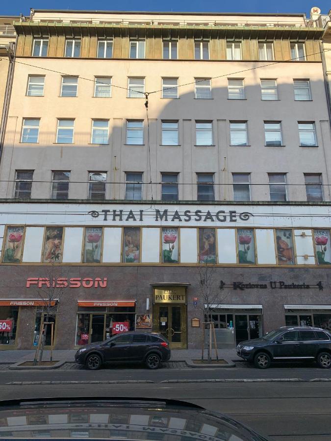 Onefam Old Town Hostel Prague Ngoại thất bức ảnh