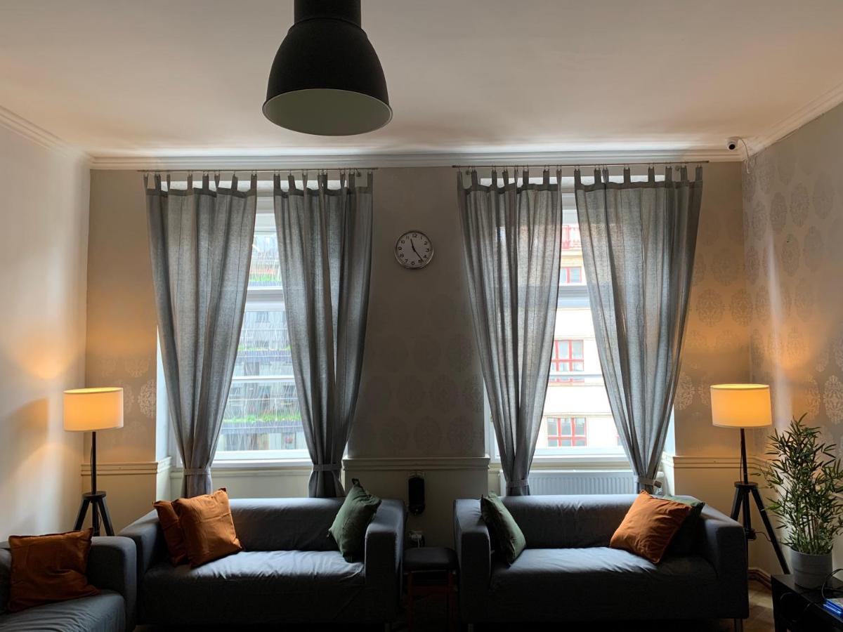 Onefam Old Town Hostel Prague Ngoại thất bức ảnh