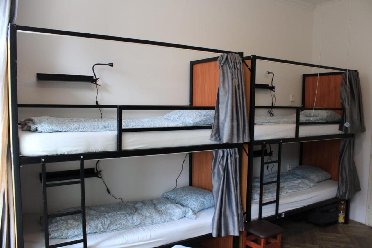 Onefam Old Town Hostel Prague Ngoại thất bức ảnh