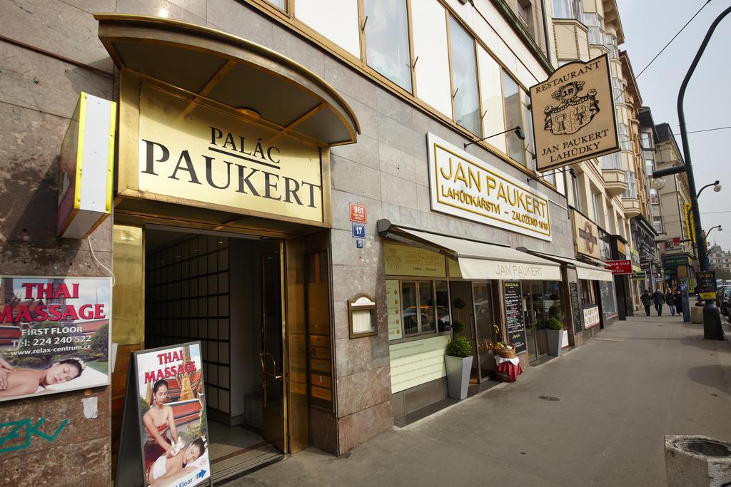 Onefam Old Town Hostel Prague Ngoại thất bức ảnh